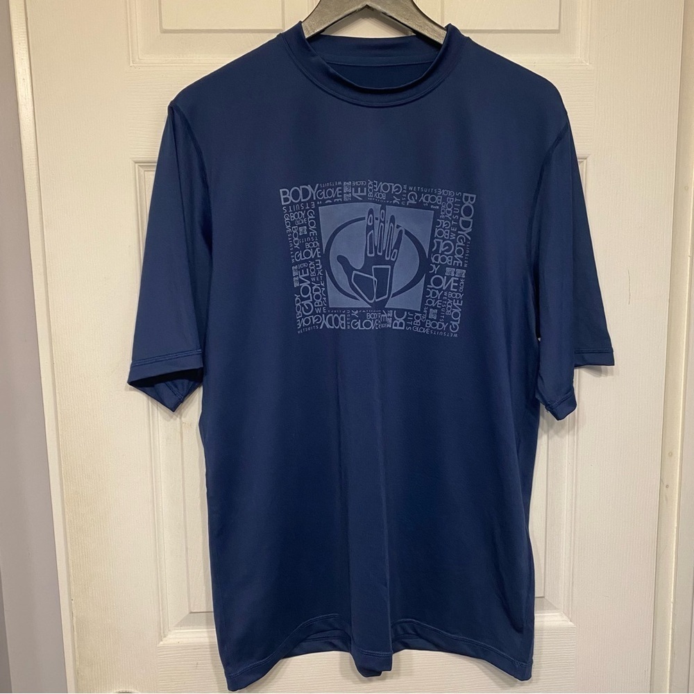 Body Glove men’s UVP T-shirt size large dark blue